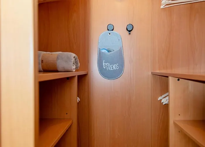 Bardoney Апартаменти Брей-Червінія